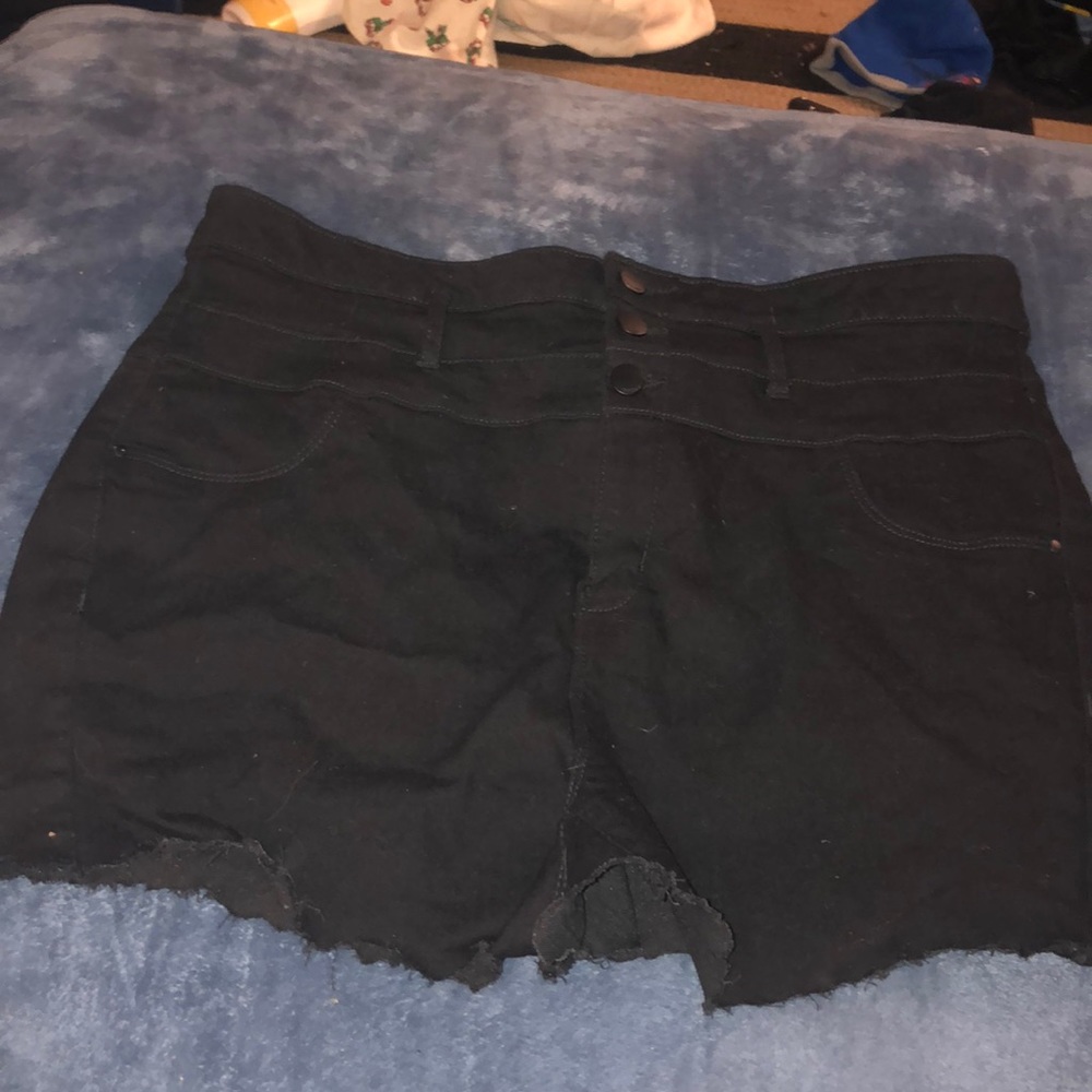 Black high waisted shorts